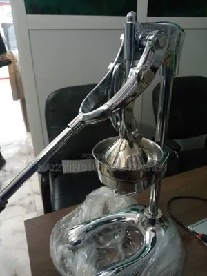 Manual Orange Extractor