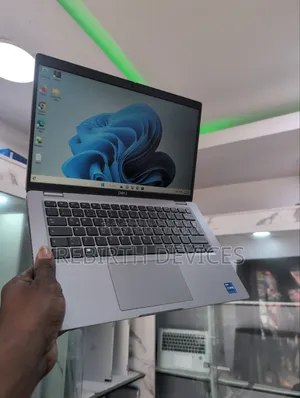 Laptop Dell Latitude 5430 16GB Intel Core i7 SSD 512GB