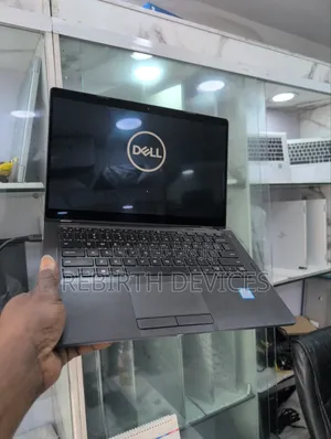 Laptop Dell Latitude 5300 16GB Intel Core i7 SSD 512GB