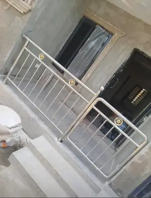 Stainless Hand Rails 19mm Pipe