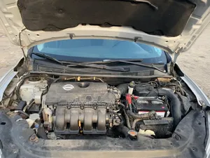 Nissan Sentra SR 2013 Silver