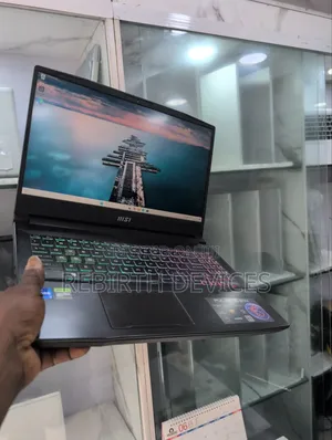 Laptop MSI Pulse GL66 16GB Intel Core i7 SSD 512GB