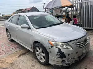 Toyota Camry SE V6 4dr Sedan (3.5L 6cyl 6AM) 2007 Silver
