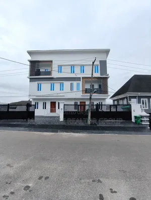4bdrm Duplex in Opebi Ikeja for sale