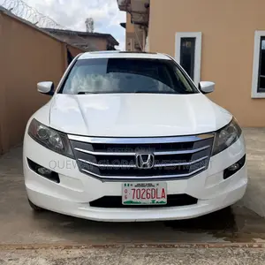 Honda Crosstour 2012 White