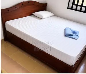 Queen Size Wooden Bed Frame With Mattress