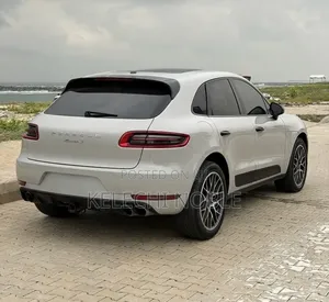 Porsche Macan 2016 Gray