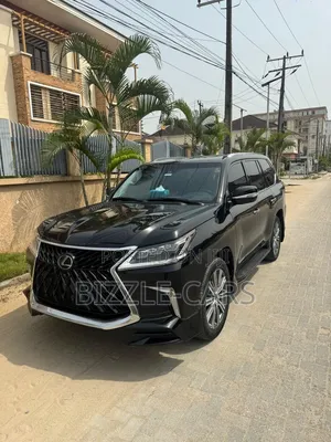 Lexus LX 2017 Black