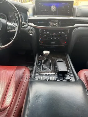 Lexus LX 2017 Black