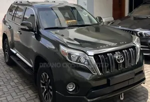 Toyota Land Cruiser Prado 2017 Gray