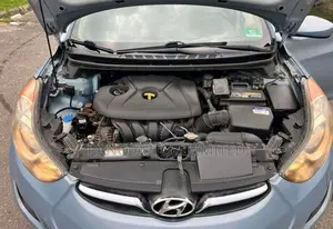 Hyundai Elantra Limited 2011 Blue