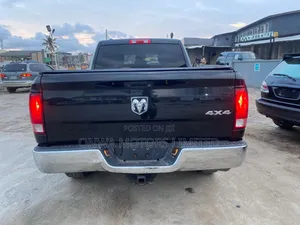 RAM 1500 2015 Black