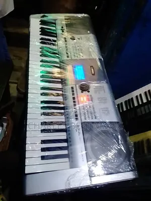 London Using Keyboard PRS E403
