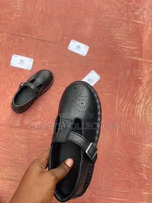 Unisex School Shoe Available