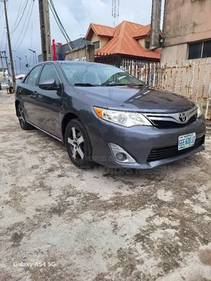 Toyota Camry LE 4dr Sedan (2.5L 4cyl 6A) 2013 Gray