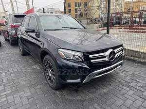 Mercedes-Benz GLC-Class 2019 Blue