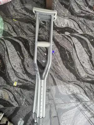 Adjustable Lightweight Crutches