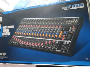 Yamaha Professional 16 Channels Mixers