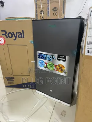 Royal 105l Compact Refrigerator With Adjustable Shelves