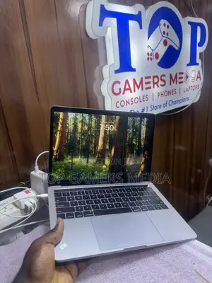 Laptop Apple MacBook Pro 2019 8GB Intel Core i5 SSD 256GB