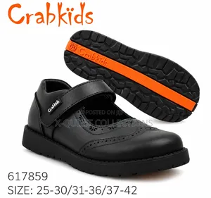 Crabkids Girls’ Black Leather School Shoes (31-36)