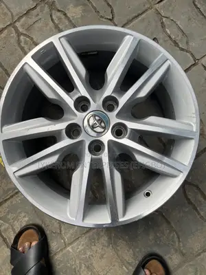 Toyota Avalon 17 Rim 2014/15