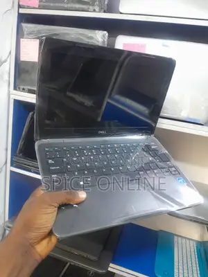 Laptop Dell Latitude 3180 8GB Intel Core i5 SSD 256GB