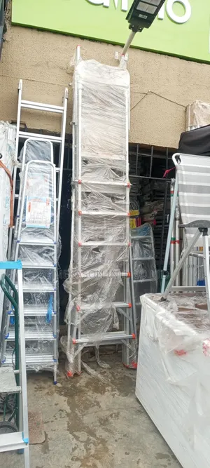 Industrial Heavy Duty Ladder With Platform and Guard Rail