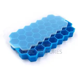 Silicone Flexible Ice Cube Maker With Lid Cover