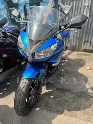 Kawasaki Ninja 400 2010 Blue