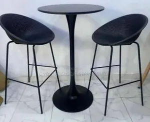 Me and You Chair and Table