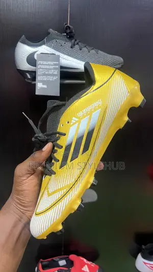 F:50 Solid Football Cleats