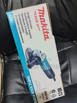 Makita 125mm Angle Grinder