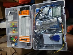 Arduino Uno R3 Starter Kit