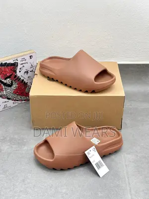Yeezy Slide Drown Ochre