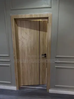Inner Room Doors Crafted With Water Resistant Plywood