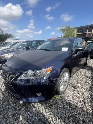 Lexus ES 350 FWD 2013 Blue