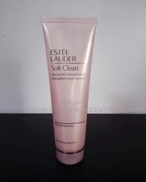 Estēe Lauder Soft Clean Rich Foaming Cleanser