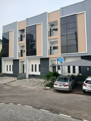 4bdrm Townhouse/Terrace in Katampe for sale