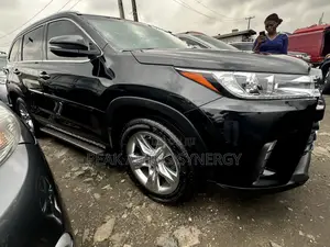 Toyota Highlander Limited 4dr SUV AWD (3.5L 6cyl 6A) 2015 Black