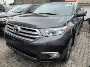 Toyota Highlander Limited 3.5l 4WD 2013 Gray