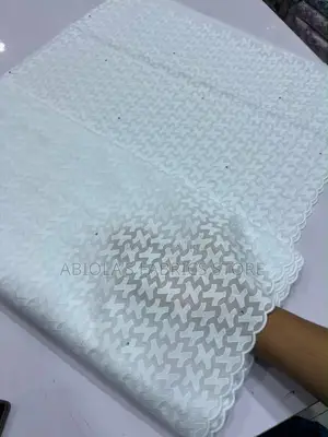 Swiss Universal Lace