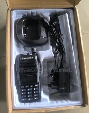 Vhf Hand Radio/Walkie Talkies (Motorola)