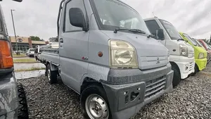 Mitsubishi Carry Trucks