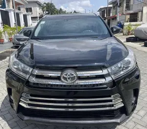 Toyota Highlander Limited V6 4x2 (3.5L 6cyl 6A) 2016 Black