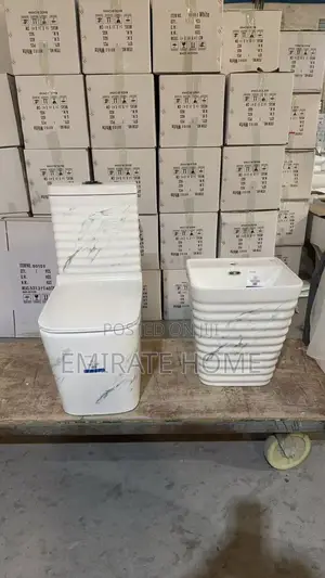 Executive England Toilet Seat With Hanging Basin