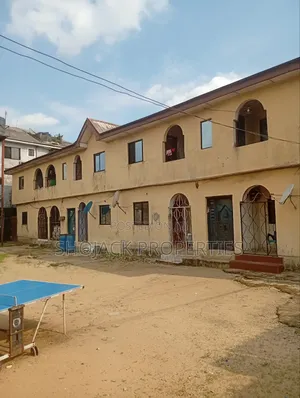 2bdrm Block of Flats in Rumuodara ,, Obio-Akpor for sale