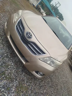 Toyota Camry 2008 Gold