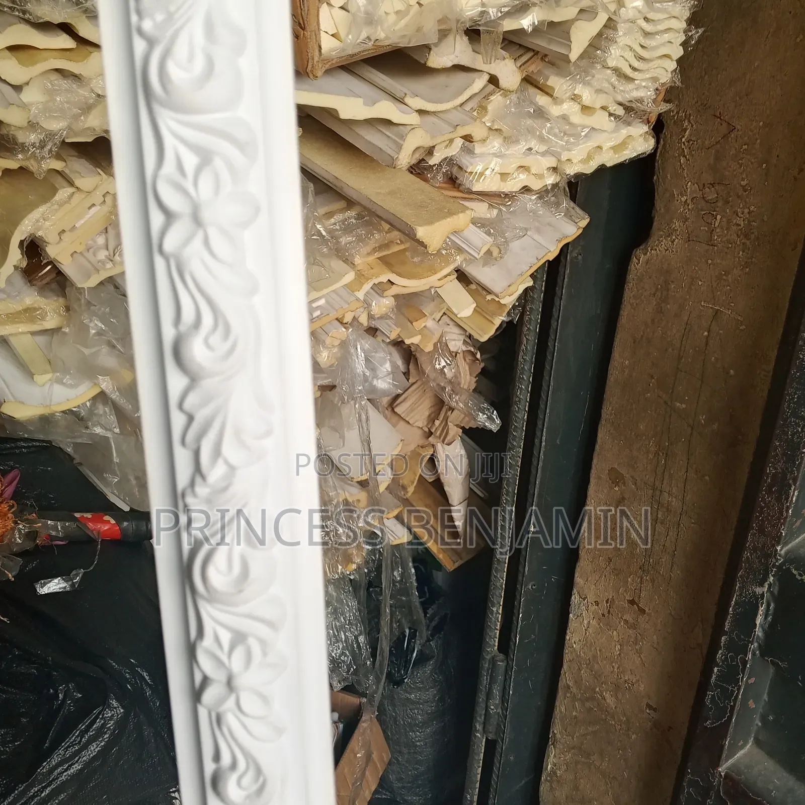 Wall Cornice