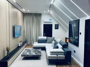 Luxury 1-Bedroom Smart Penthouse With Balcony – Utako, Abuja